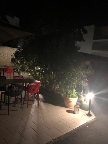 Le Montloire Hotel มงต์ลุยส์-ซูร์-ลัวร์ ภายนอก รูปภาพ